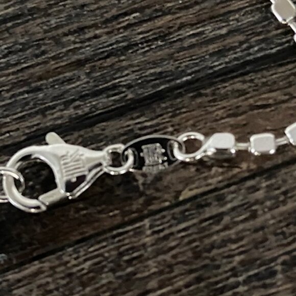 LISA ROBERTSON ITALIAN STERLING SUPER CUBE STATION NECKLACE--24" - Picture 8 of 8